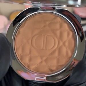 Dior Forever Nude Bronze Powder shade 4